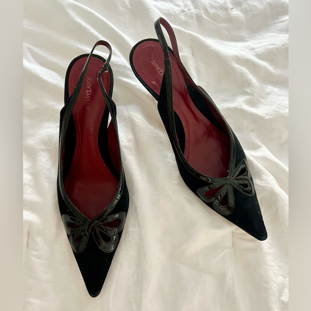 Vintage Ann Taylor black suede sandals heels, size 8 1/2